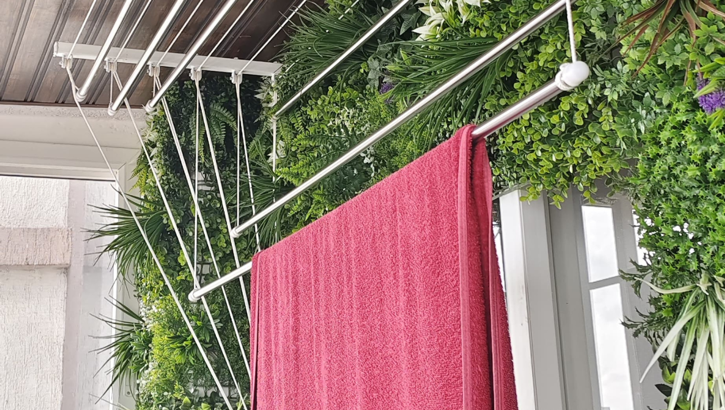 Clothes Hangers & Drying Systems